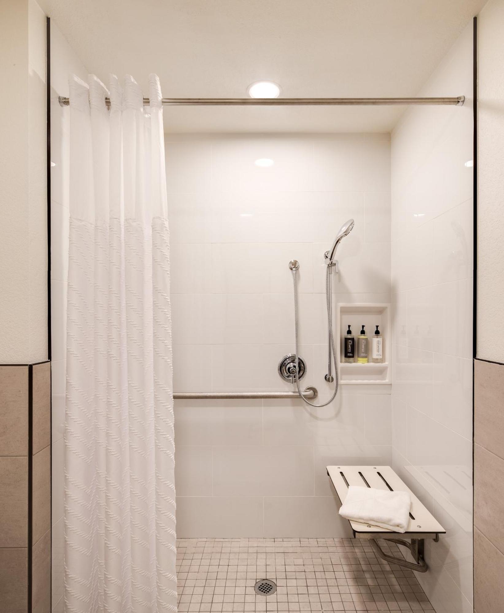 Ayres Hotel Redlands - Loma Linda Екстер'єр фото