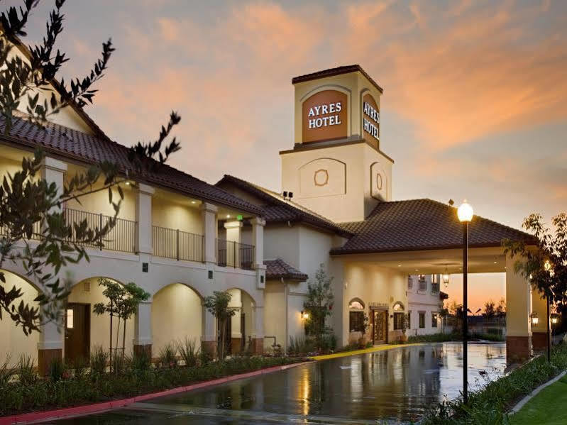 Ayres Hotel Redlands - Loma Linda Екстер'єр фото